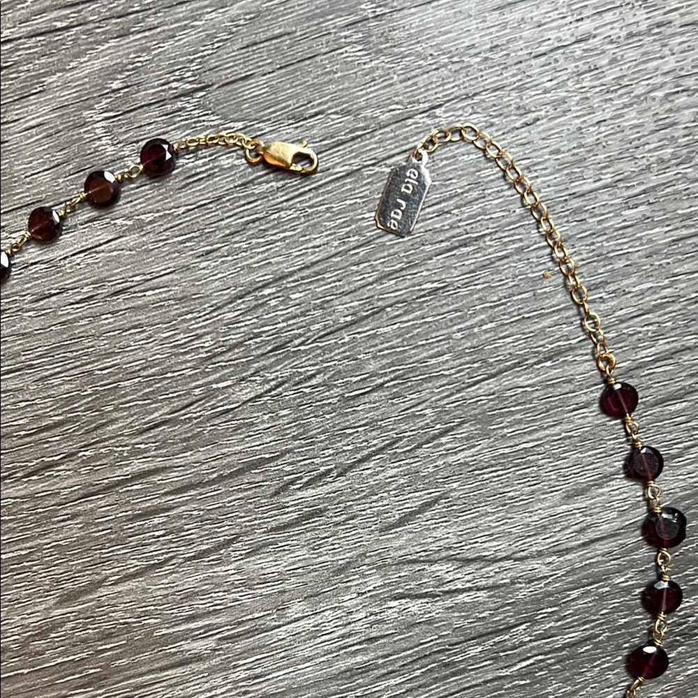 Ela Rae Libi coin stone necklace with center stone - Picture 6 of 9